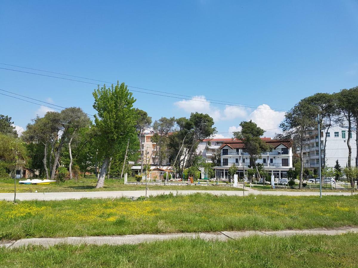 Delight Apartments Golem  Esterno foto